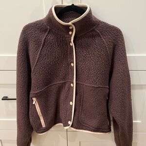 Aritzia Sunday Best Brown Sherpa Fleece Jacket